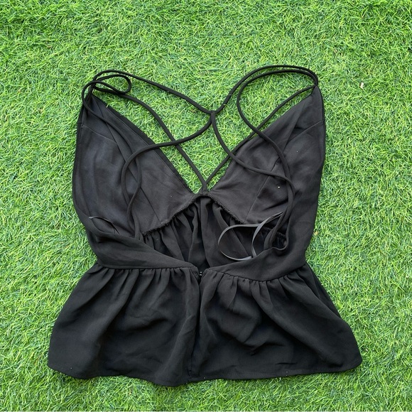 Urban Outfitters Cross Front Baby Doll Cami medium crop tank strappy summer - Picture 3 of 9